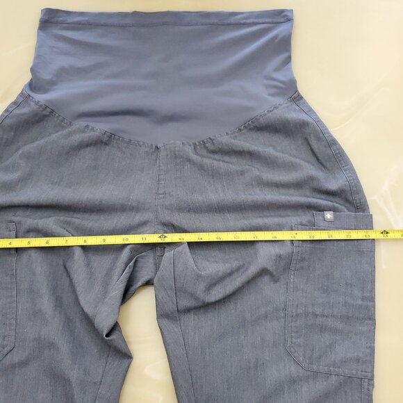 Figs Yola Maternity Technical Collection Scrub Pants in Heather Gray - Large - Picture 9 of 13